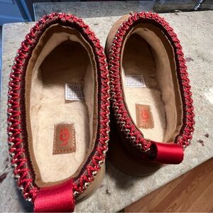 UGG Brown Shearling-Lined Slip-On Slippers with Red Trim